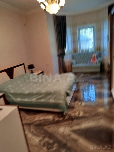 6 otaqlı həyət evi/bağ evi - Novxanı q. - 315 m² (20)