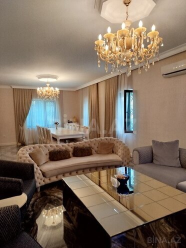 6 otaqlı həyət evi/bağ evi - Novxanı q. - 315 m² (25)