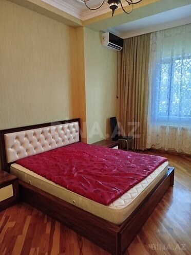 6 otaqlı həyət evi/bağ evi - Novxanı q. - 315 m² (15)