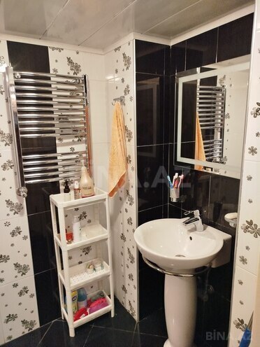 6 otaqlı həyət evi/bağ evi - Novxanı q. - 315 m² (19)
