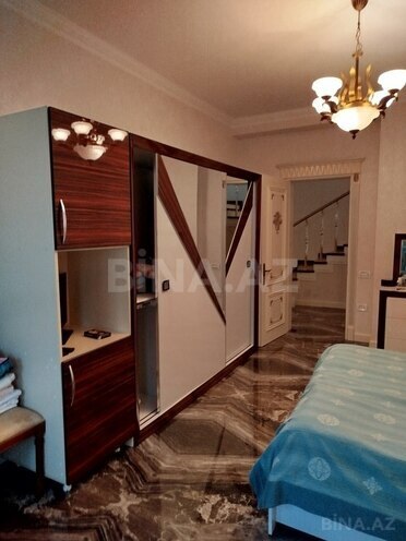 6 otaqlı həyət evi/bağ evi - Novxanı q. - 315 m² (21)