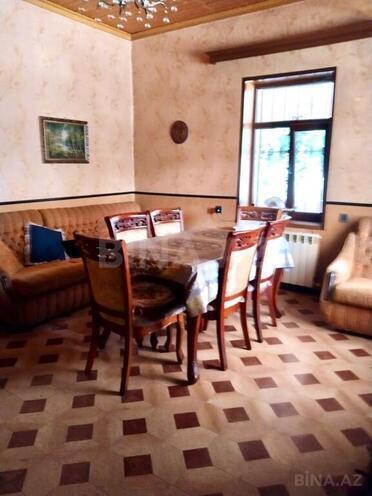 8 otaqlı həyət evi/bağ evi - Novxanı q. - 250 m² (10)
