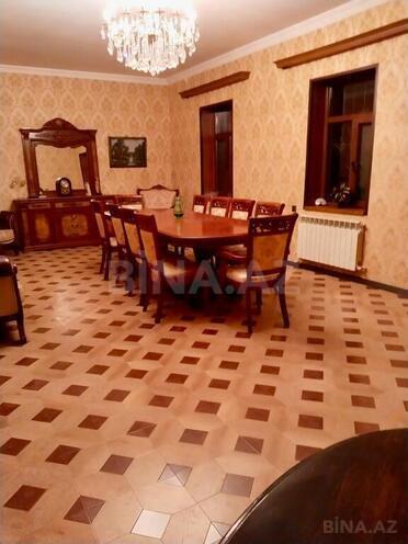 8 otaqlı həyət evi/bağ evi - Novxanı q. - 250 m² (6)