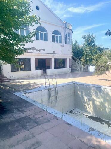 8 otaqlı həyət evi/bağ evi - Novxanı q. - 250 m² (2)
