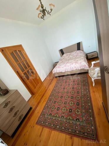 5 otaqlı həyət evi/bağ evi - Novxanı q. - 280 m² (15)