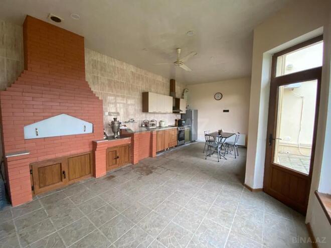 5 otaqlı həyət evi/bağ evi - Novxanı q. - 280 m² (21)
