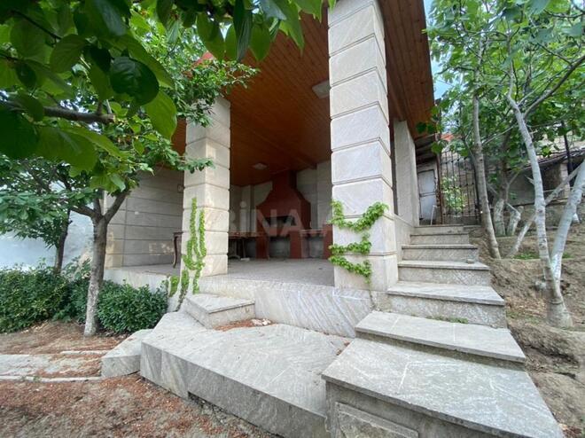 5 otaqlı həyət evi/bağ evi - Novxanı q. - 280 m² (8)