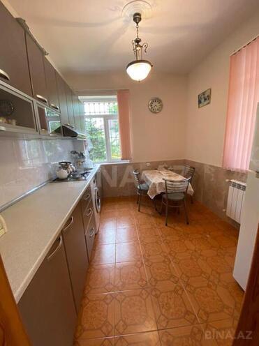 5 otaqlı həyət evi/bağ evi - Novxanı q. - 280 m² (11)