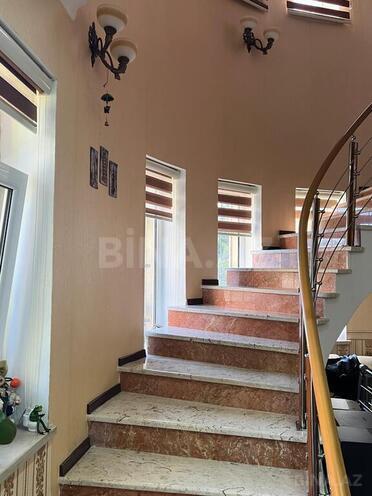 5 otaqlı həyət evi/bağ evi - Mərdəkan q. - 200 m² (18)