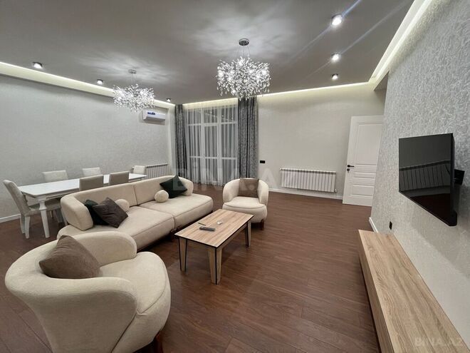 3 otaqlı yeni tikili - 8 Noyabr m. - 140 m² (1)