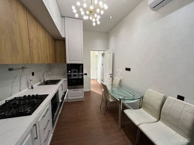 3 otaqlı yeni tikili - 8 Noyabr m. - 140 m² (9)