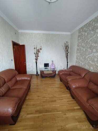 8 otaqlı həyət evi/bağ evi - Biləcəri q. - 320 m² (15)