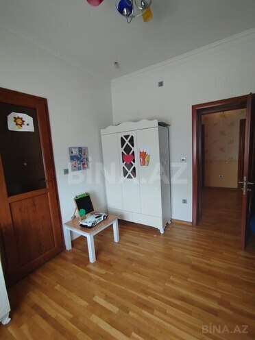 8 otaqlı həyət evi/bağ evi - Biləcəri q. - 320 m² (21)