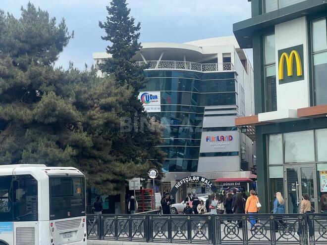 Obyekt - Neftçilər m. - 1700 m² (5)