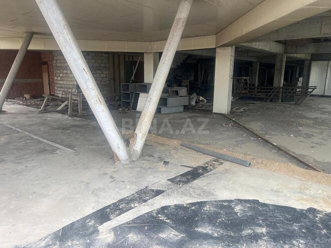 Obyekt - Neftçilər m. - 1700 m² (6)
