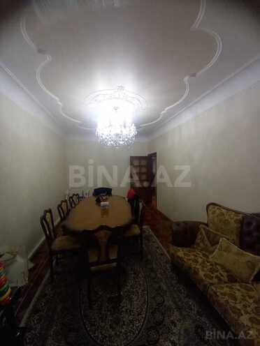 3 otaqlı köhnə tikili - 8-ci mikrorayon q. - 85 m² (12)