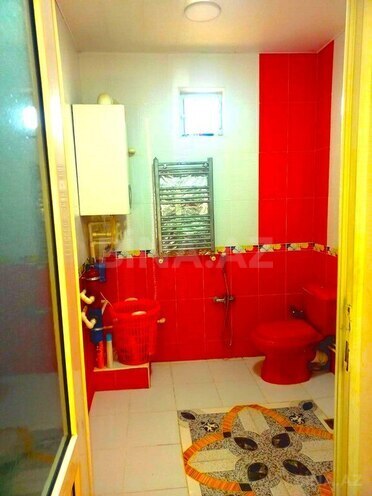 8 otaqlı həyət evi/bağ evi - Binəqədi q. - 300 m² (16)