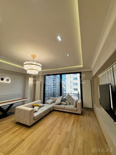 Сдаётся 3-комн. новостройка 170 м², Насиминский  р., photo 1 from 16