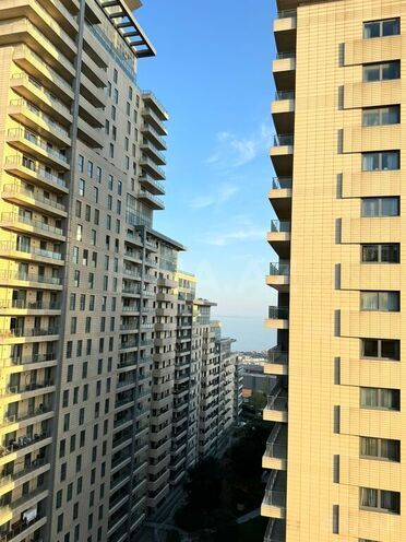 Сдаётся 3-комн. новостройка 170 м², Насиминский  р., photo 15 from 16