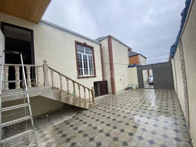 4 otaqlı həyət evi/bağ evi - Biləcəri q. - 110 m² (2)