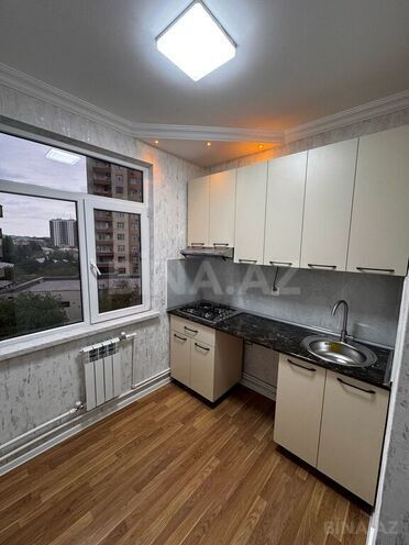 3 otaqlı köhnə tikili - Azadlıq Prospekti m. - 80 m² (23)