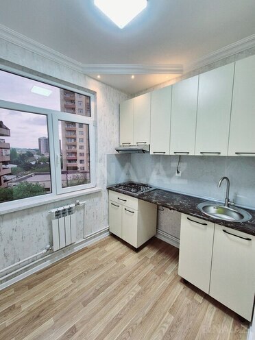 3 otaqlı köhnə tikili - Azadlıq Prospekti m. - 70 m² (13)