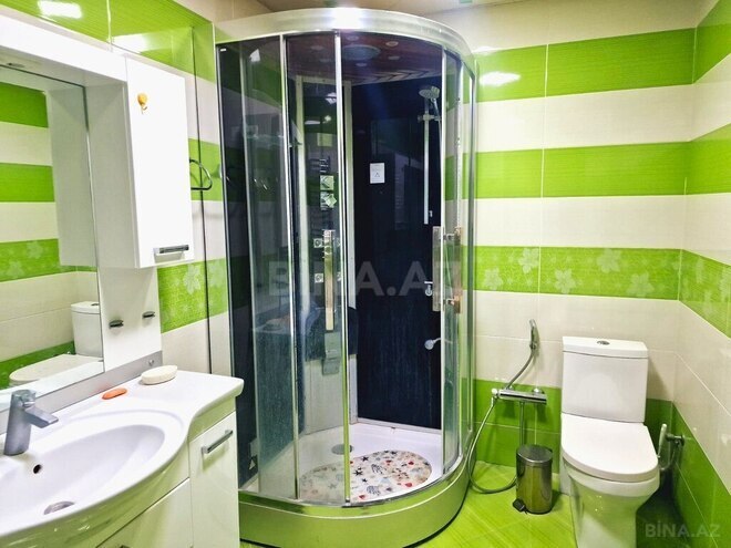 3-комн. новостройка - м. 28 мая - 135 м² (8)