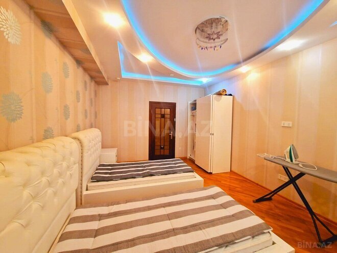 3-комн. новостройка - м. 28 мая - 135 м² (14)
