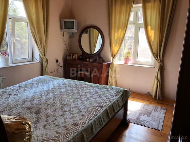 5 otaqlı həyət evi/bağ evi - Binə q. - 200 m² (28)