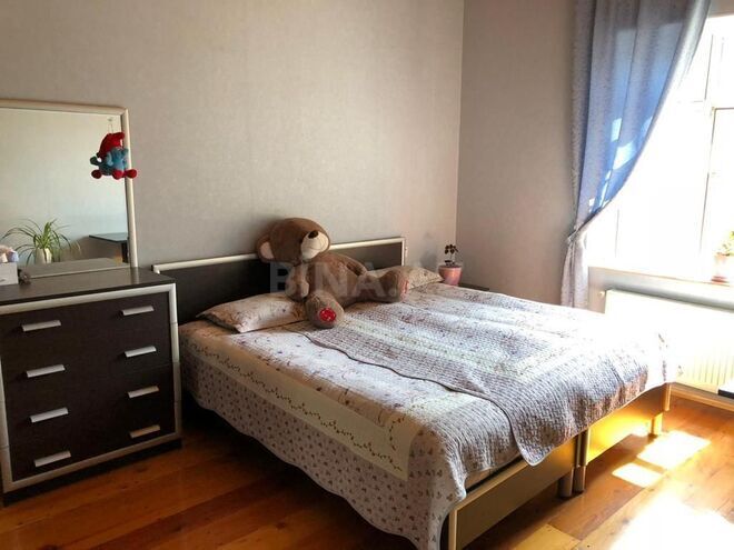 5 otaqlı həyət evi/bağ evi - Binə q. - 200 m² (19)