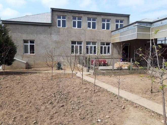 5 otaqlı həyət evi/bağ evi - Binə q. - 200 m² (1)