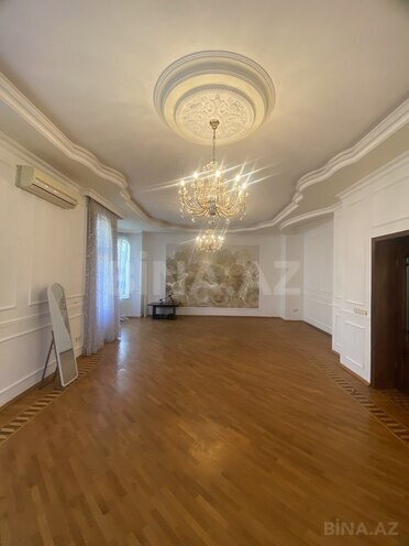 7 otaqlı həyət evi/bağ evi - İnşaatçılar m. - 600 m² (3)
