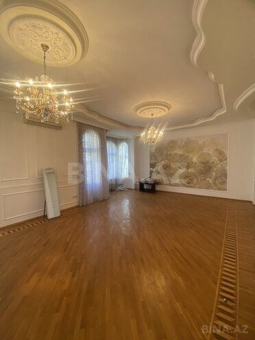 7 otaqlı həyət evi/bağ evi - İnşaatçılar m. - 600 m² (2)