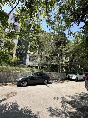 1 otaqlı köhnə tikili - İnşaatçılar m. - 35 m² (9)