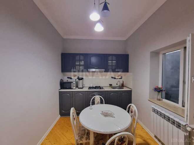 3 otaqlı həyət evi/bağ evi - Şüvəlan q. - 130 m² (20)