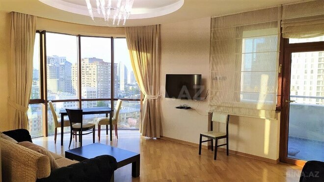 3-комн. новостройка - м. 28 мая - 150 м² (2)