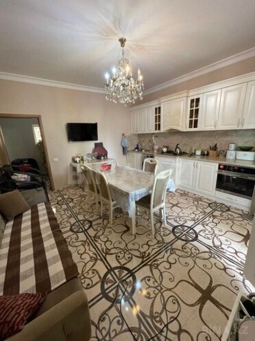 8 otaqlı həyət evi/bağ evi - Köhnə Günəşli q. - 800 m² (8)