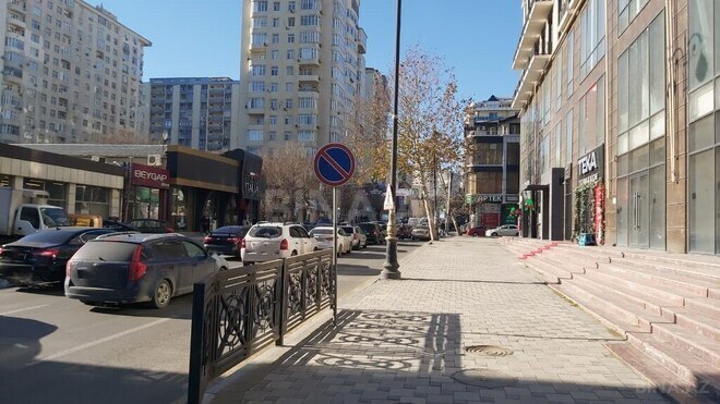 Obyekt - 8 Noyabr m. - 400 m² (6)