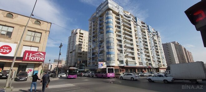 Obyekt - 8 Noyabr m. - 400 m² (1)