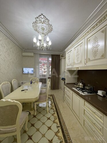 4-комн. новостройка - пос. 8-й мкр - 167 м² (6)