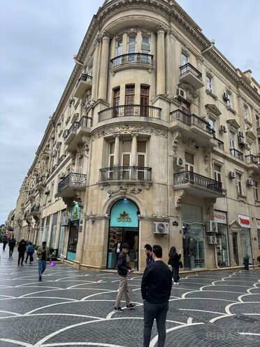 4 otaqlı köhnə tikili - Sahil m. - 203 m² (1)