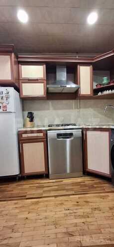 Продаётся 4-комн. вторичка 85 м², м. Низами, photo 21 from 24