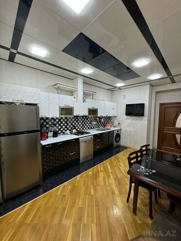 3-комн. новостройка - м. Ахмедлы - 130 м² (10)