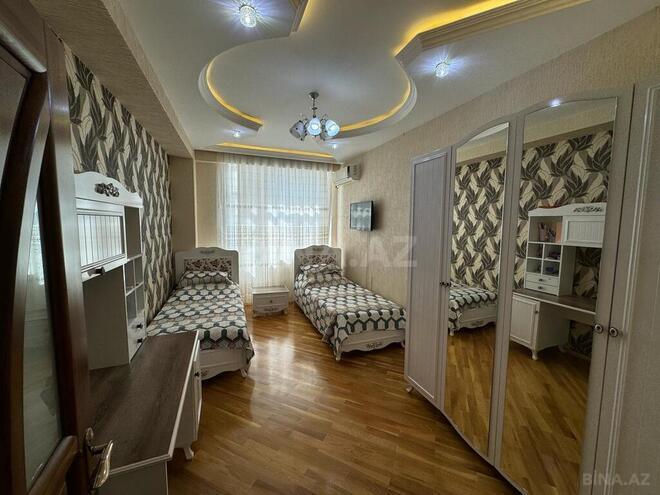 3-комн. новостройка - м. Ахмедлы - 130 м² (11)