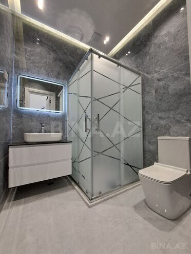 4 otaqlı həyət evi/bağ evi - Şüvəlan q. - 260 m² (16)