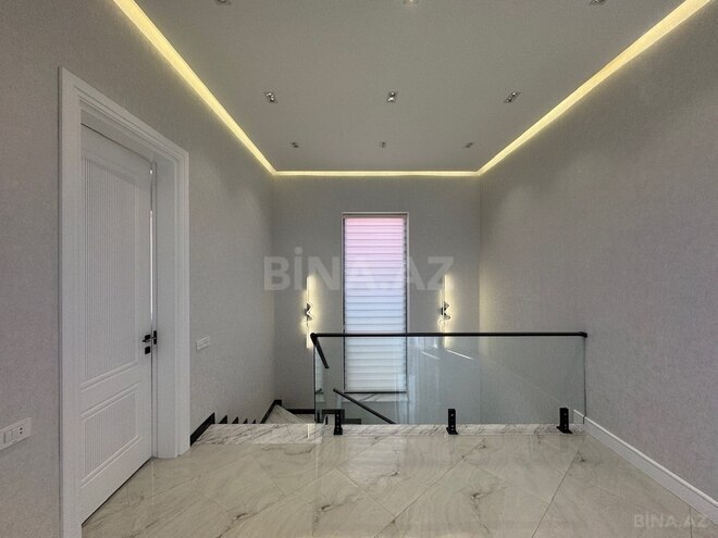 4 otaqlı həyət evi/bağ evi - Şüvəlan q. - 250 m² (14)
