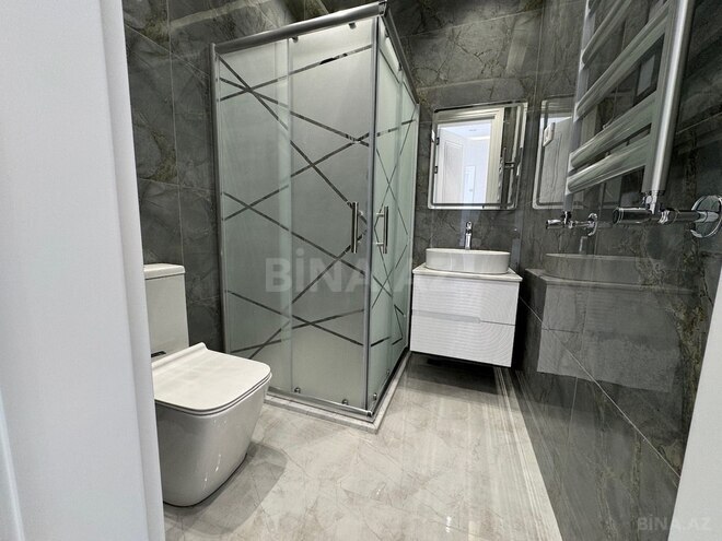 4 otaqlı həyət evi/bağ evi - Şüvəlan q. - 250 m² (21)