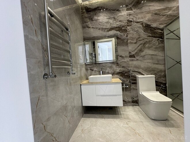 4 otaqlı həyət evi/bağ evi - Şüvəlan q. - 250 m² (17)