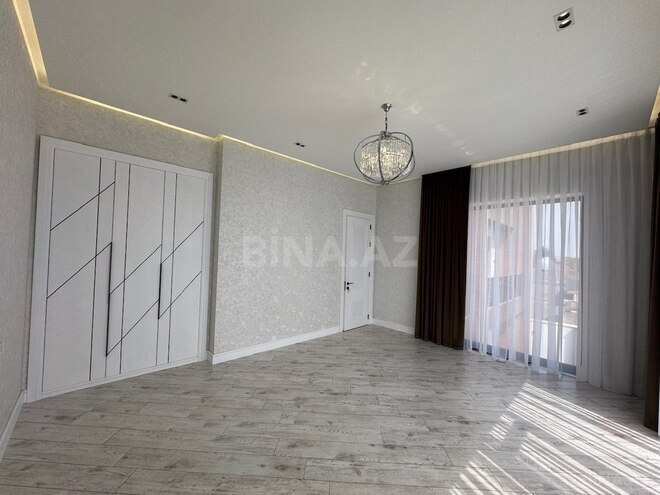 4 otaqlı həyət evi/bağ evi - Şüvəlan q. - 250 m² (19)