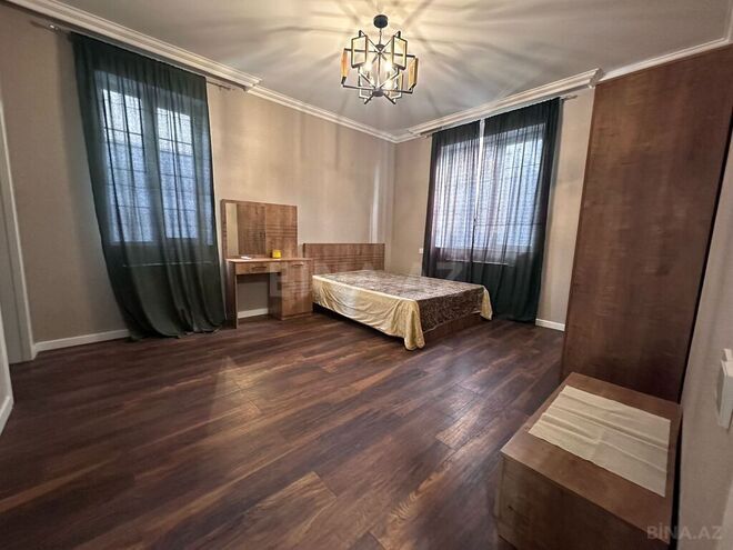 4 otaqlı həyət evi/bağ evi - Şüvəlan q. - 200 m² (12)